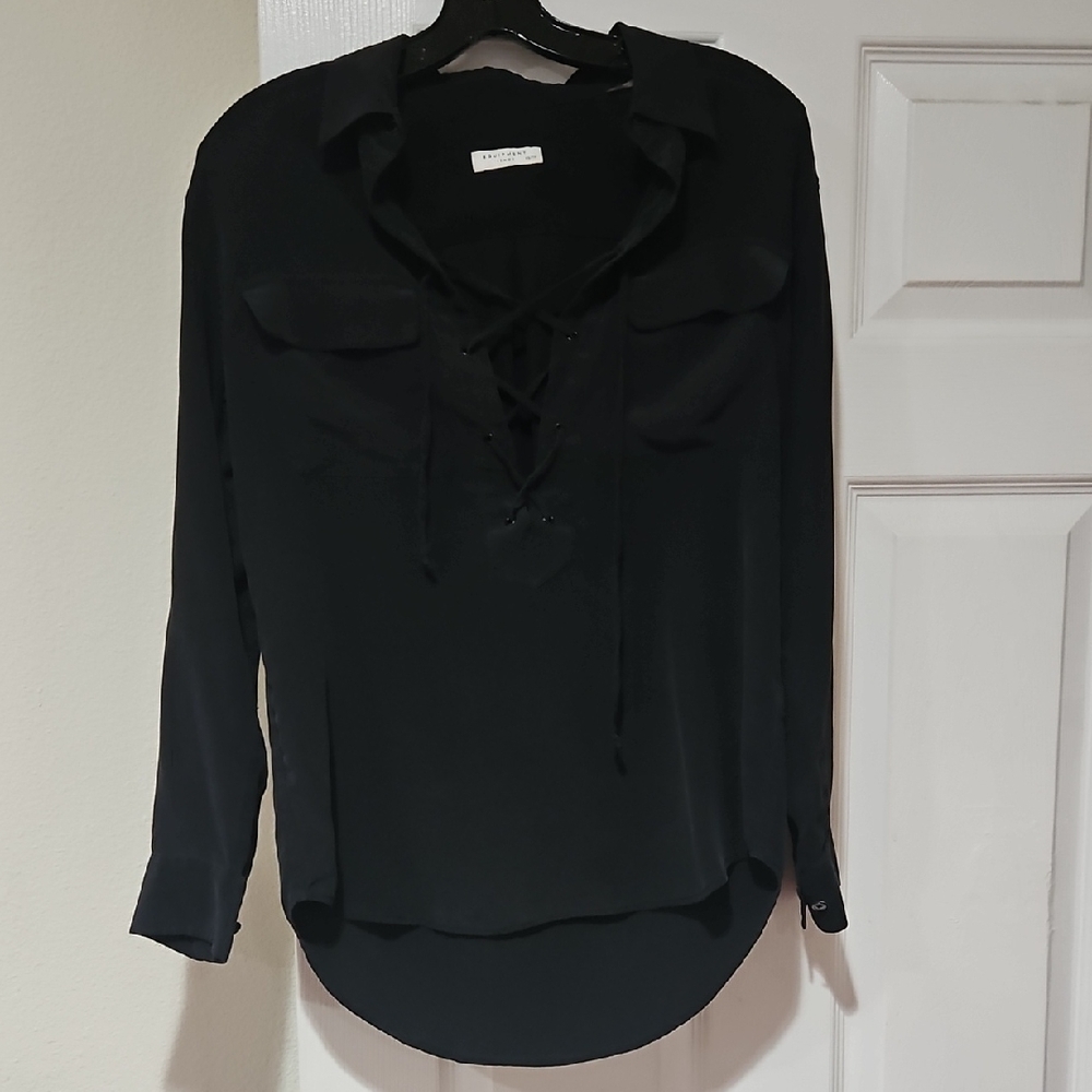 Equipmenr Black SILK Women's Top
